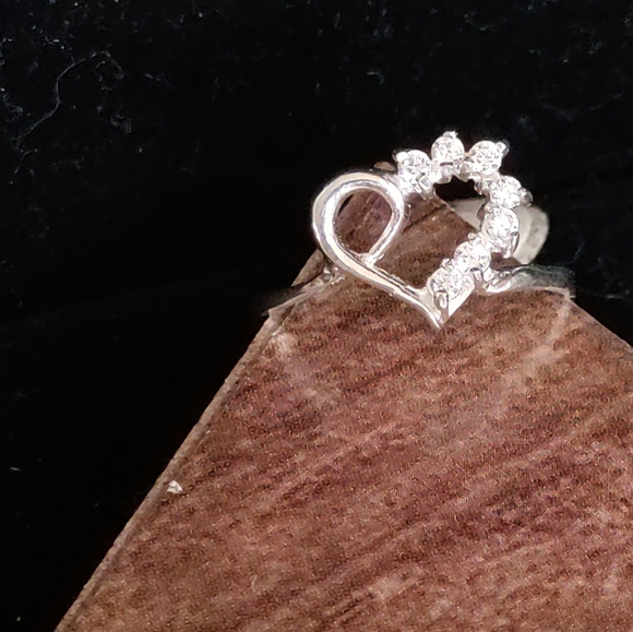 Heart Shape SS 925 Cubic Zirconia Ring Size 7.5 - Picture 2 of 6